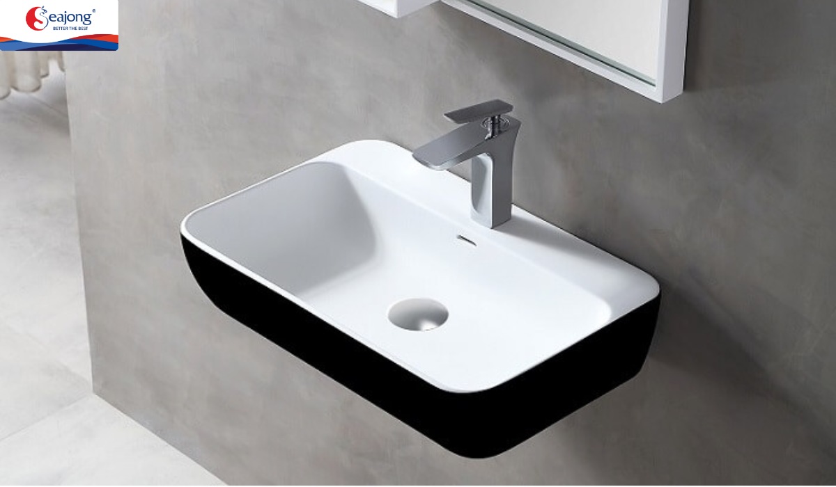 Mẫu lavabo vuông vắn giúp không gian hài hòa hơn