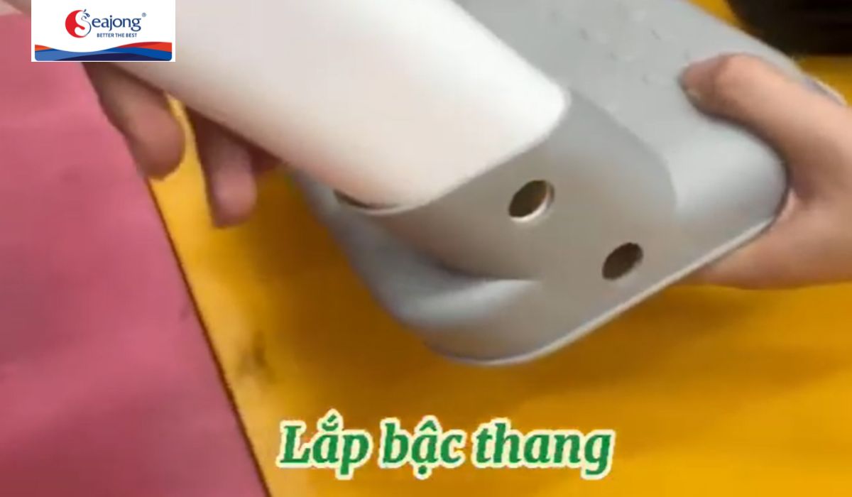 Lắp chân bậc thang