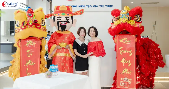 nhung-noi-bat-trong-khai-truong-showroom-seajong-6