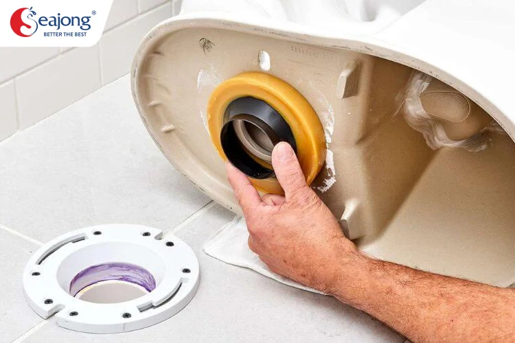 khoảng cách bồn cầu đến tường