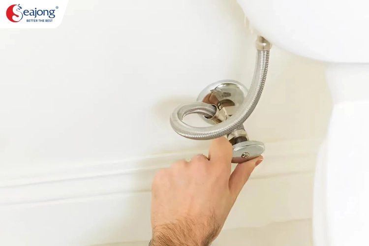 huong-dan-cach-lap-voi-xit-ve-sinh